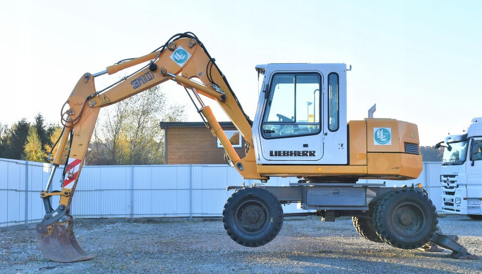 Liebherr A310